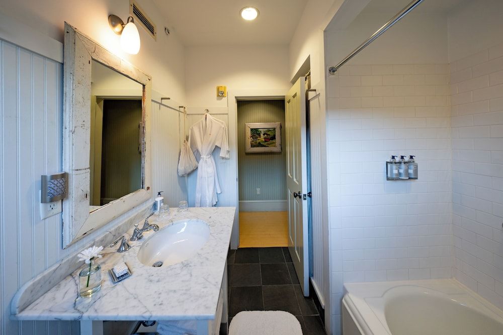 Suite (Extended Stay)