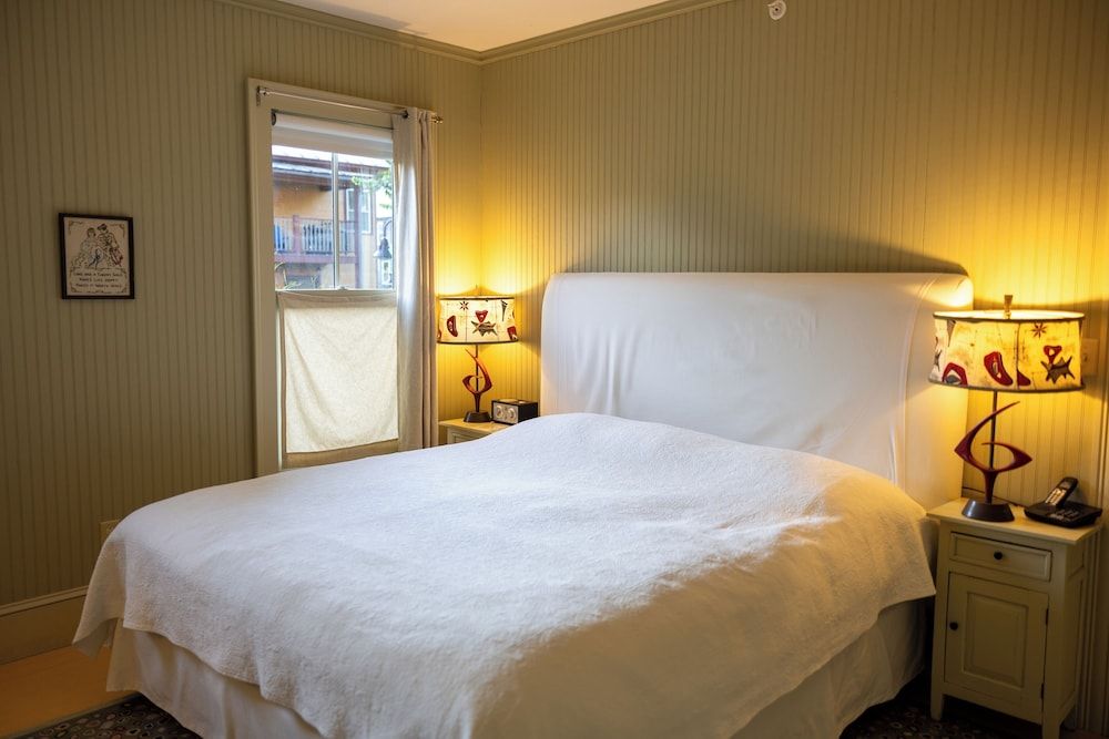Suite (Extended Stay)
