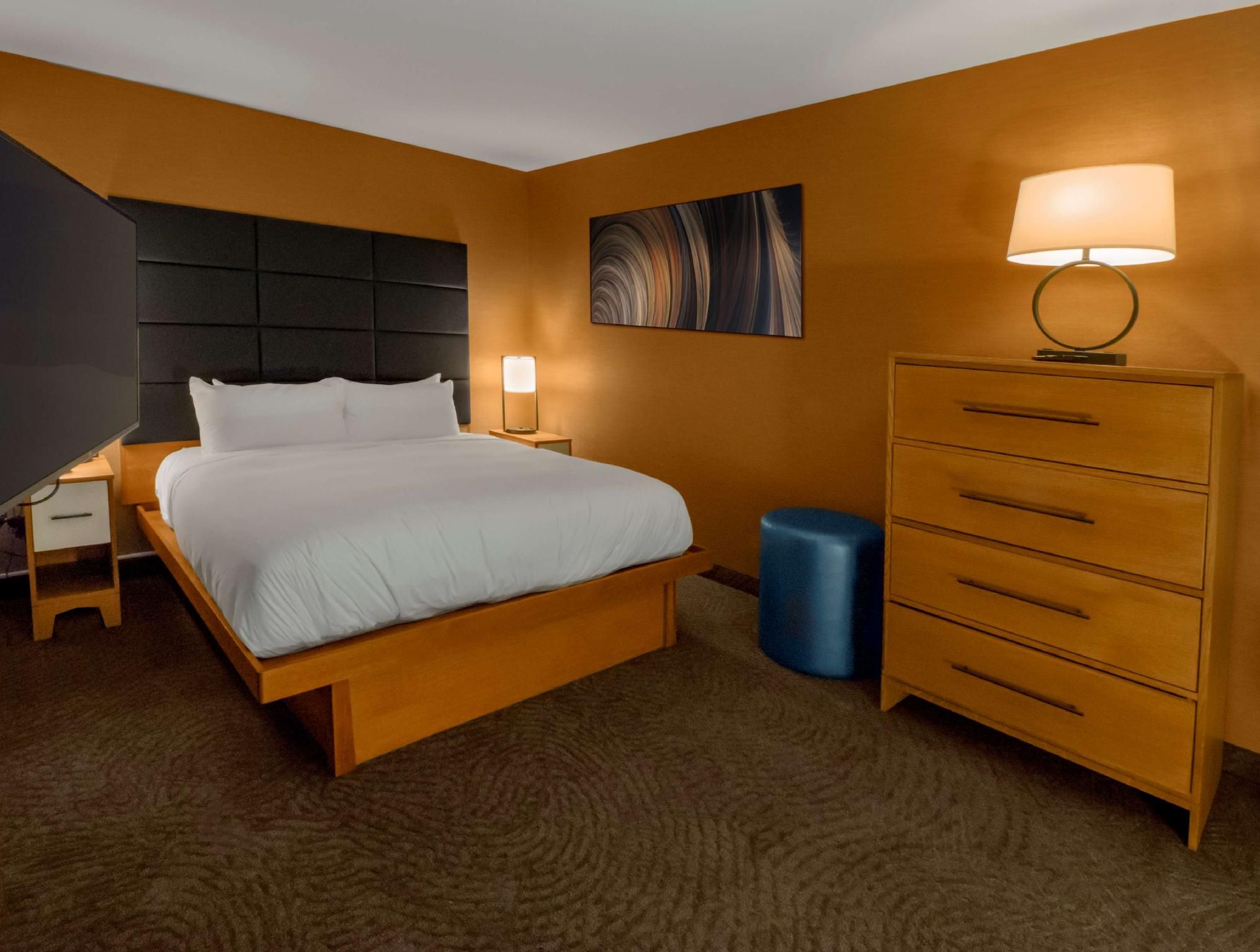 undefined DoubleTree by Hilton Niagara Falls 10