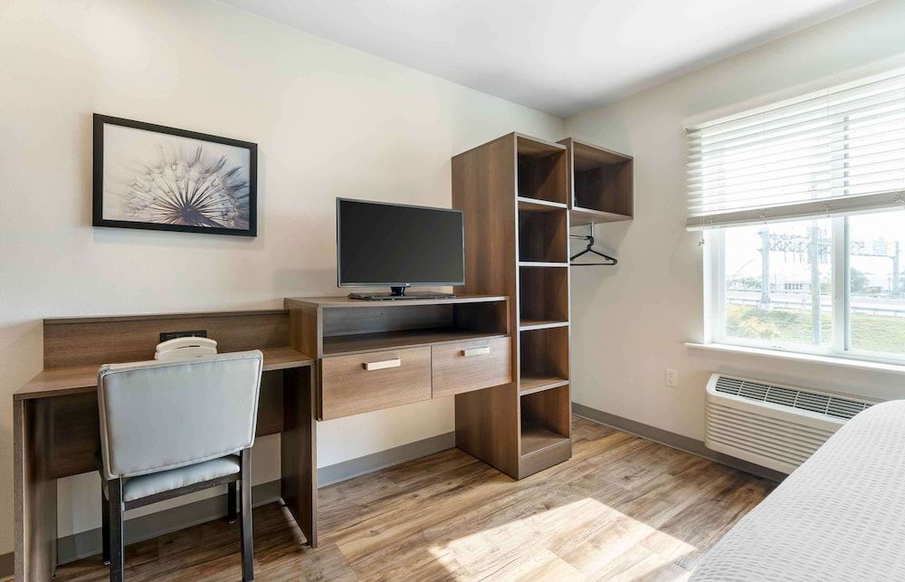 undefined Extended Stay America Select Suites - Orlando - Airport 6