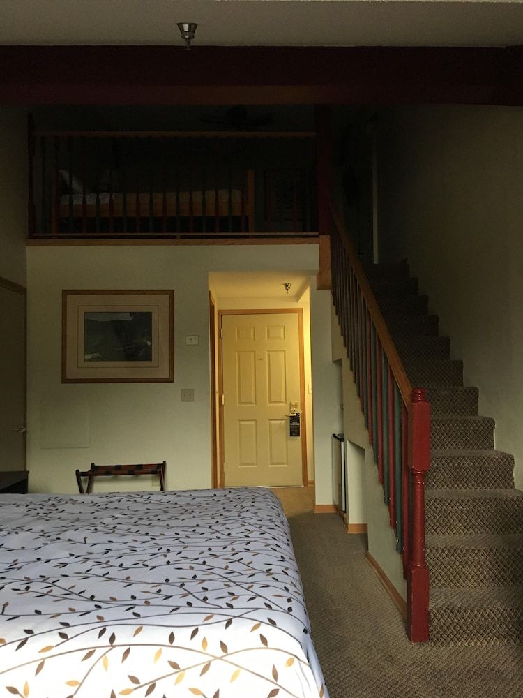Loft Suite - 1 King