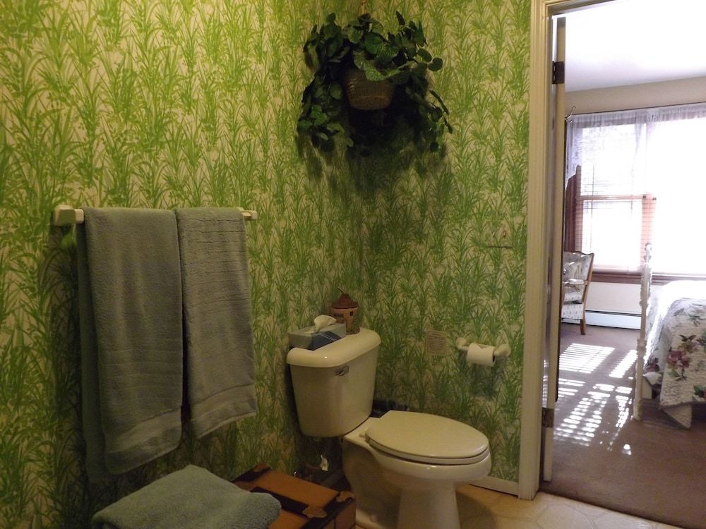 Arizona Mountain Inn and Cabins Suite, Private Bathroom (Suite 22/23 - Adult Only (No Pets) 3