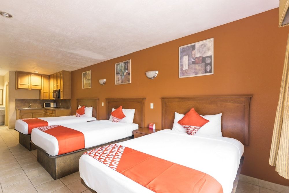 Room, Multiple Beds