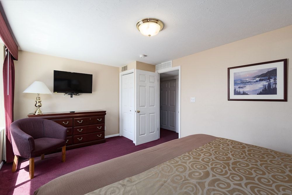 Condo, Queen and Sofa Bed, 1 Bedroom