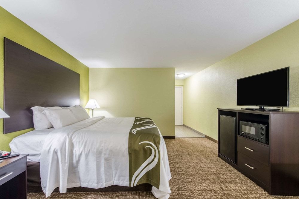 Room, 1 King Bed, Accessible, Non Smoking