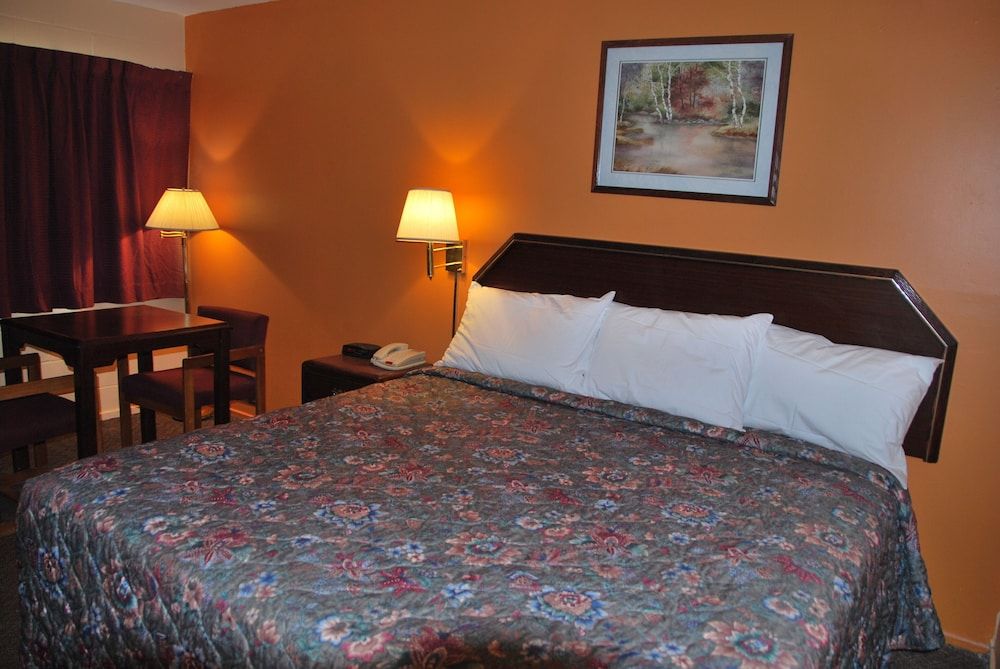 King Room Handicap Accessible