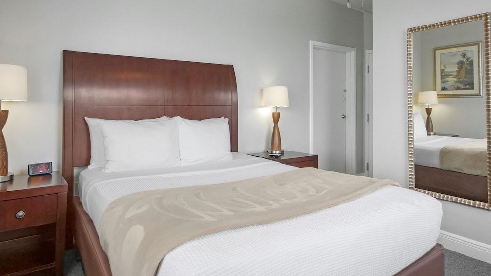 Classic Room, 1 Queen Bed