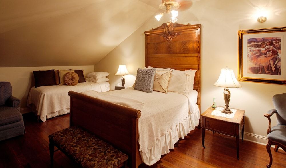 Basic Double Room
