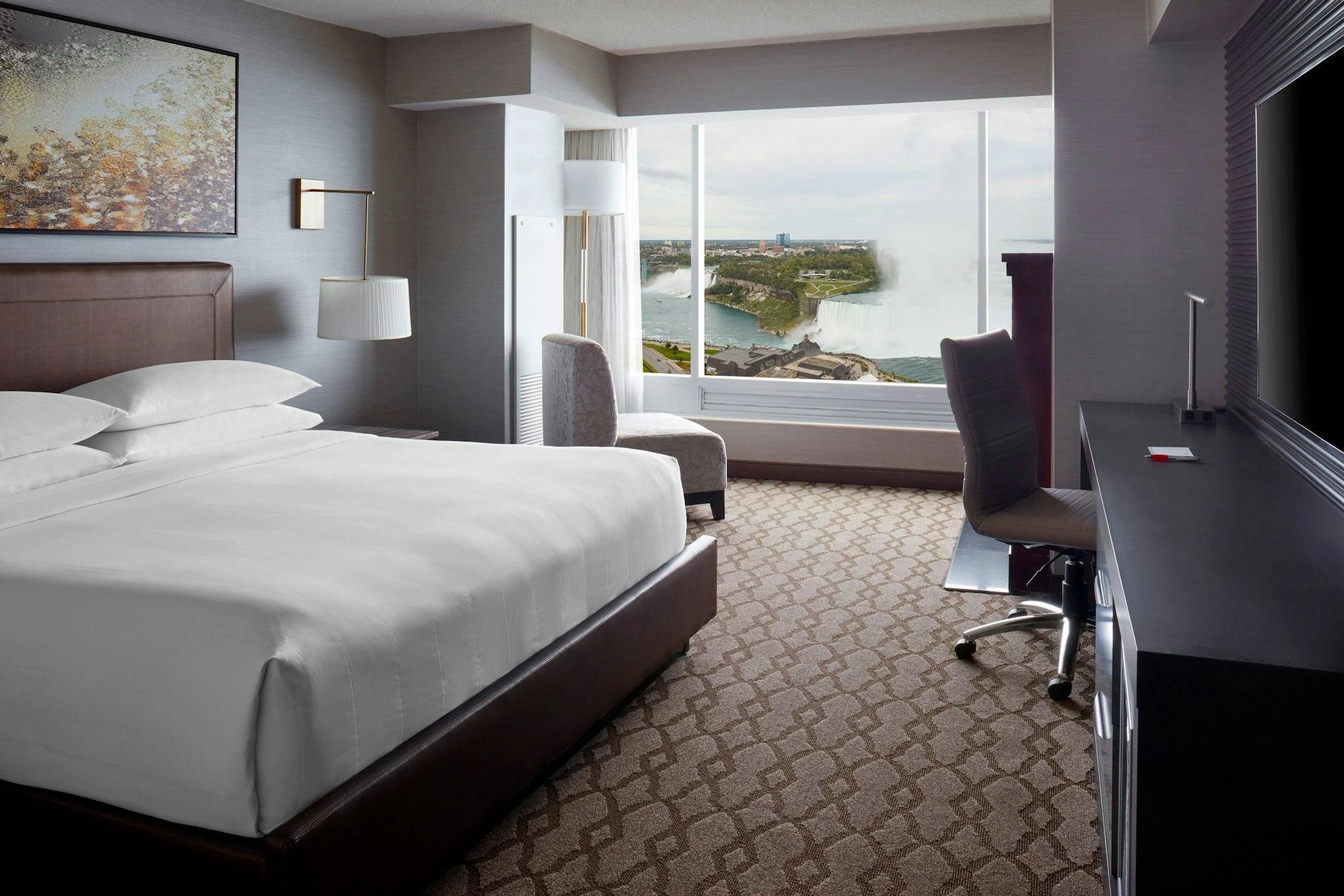 undefined Marriott Niagara Falls Fallsview Hotel & Spa 9
