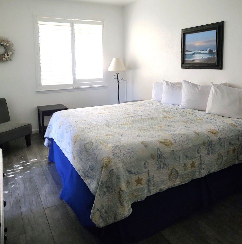 Condo4 304