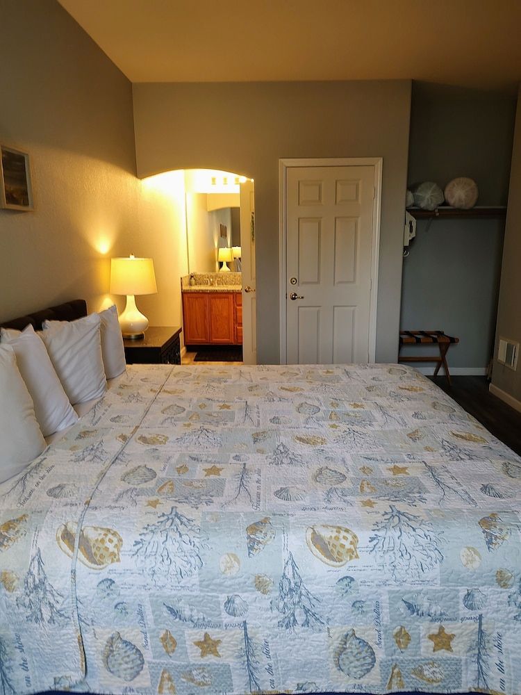 Condo4 604