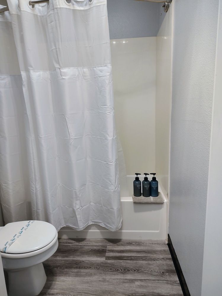 Condo4 604