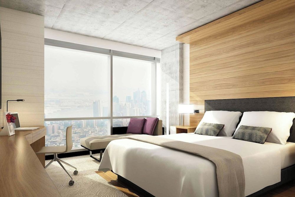 Room, 1 King Bed, City View (Mobility Accessible, Tub)