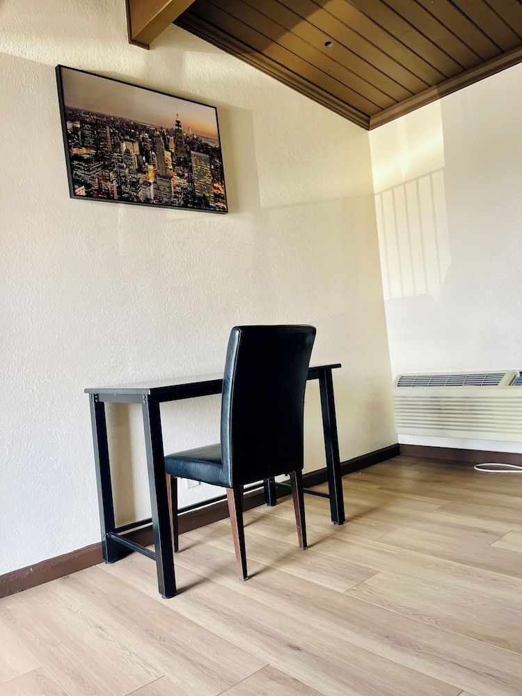 Del Aire Inn Standard Room, 1 Queen Bed 5