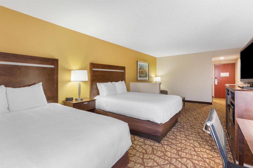 Suite, Multiple Beds, Non Smoking, Refrigerator & Microwave (with Sofabed)