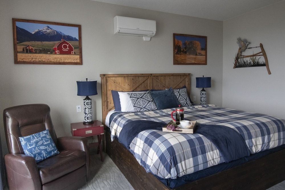 Bella Collina Bed & Breakfast Superior Room, Private Bathroom 3