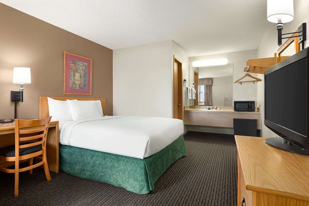 Economy Single Room, 1 Double Bed, Non Smoking