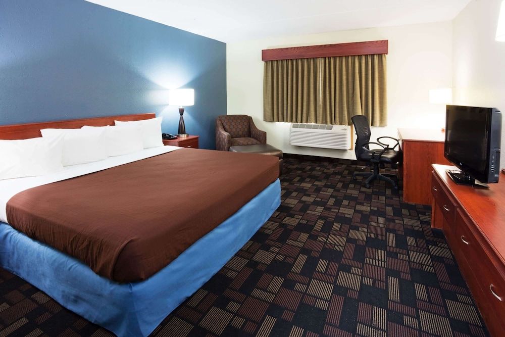 Premier Suite, 1 King Bed, Non Smoking (One Bedroom)