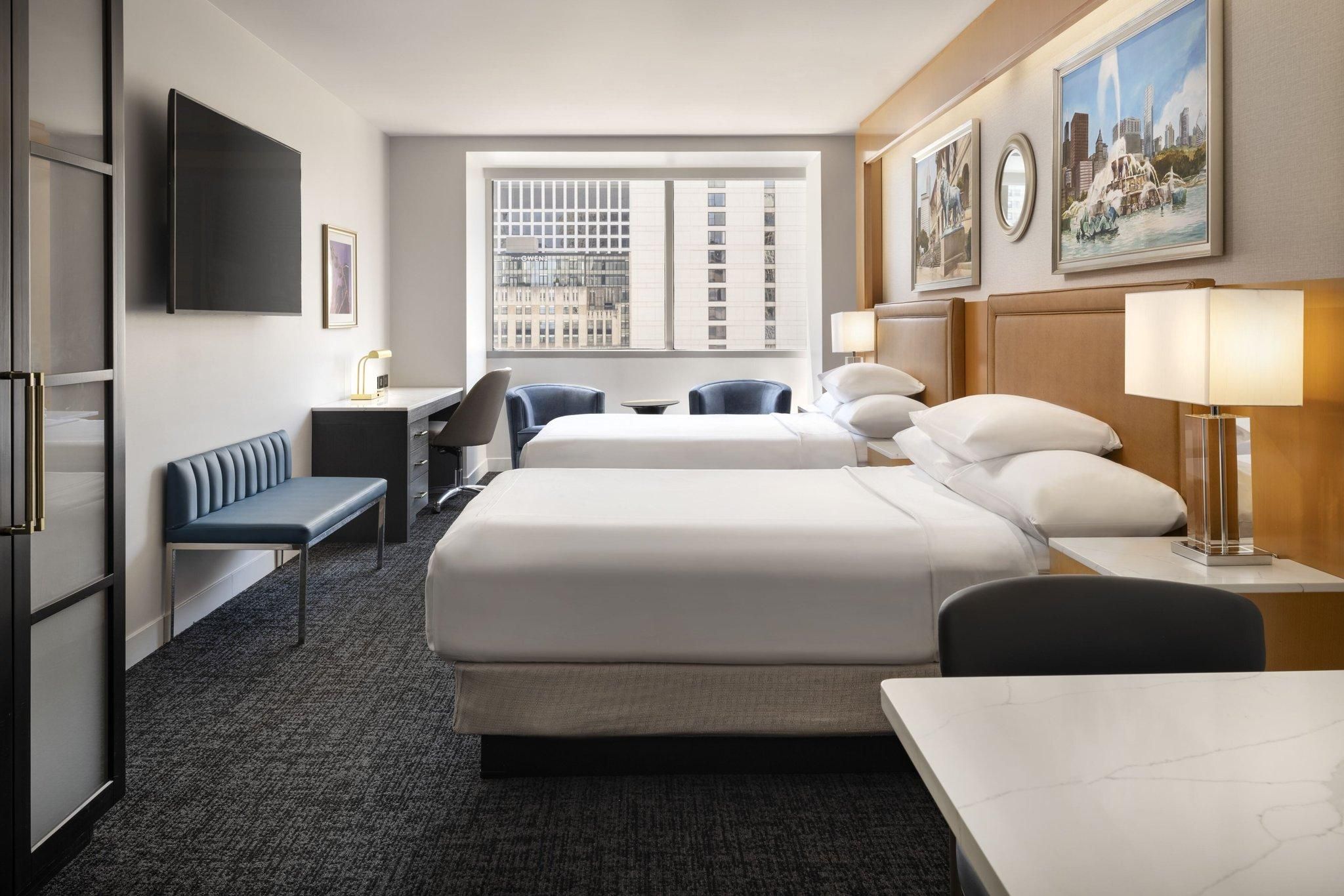 3 Bedroom Suite, Bedroom 1: 1 King, Bedroom 2: 2 Queen, Bedroom 3: 1 King