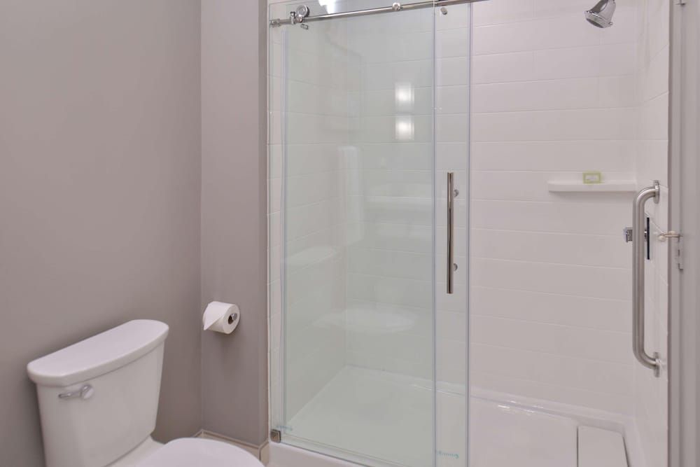 Wyndham Garden Katy Energy Corridor Suite, 1 King Bed with Sofa bed, Non Smoking 5