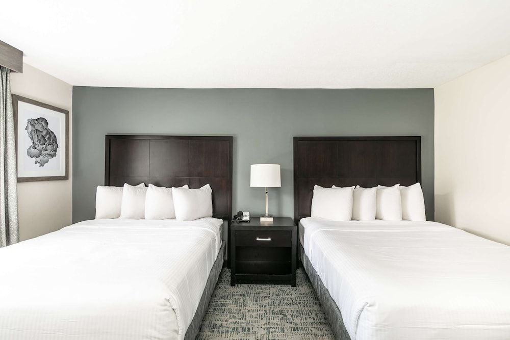 Standard Room, 2 Queen Beds, Non Smoking