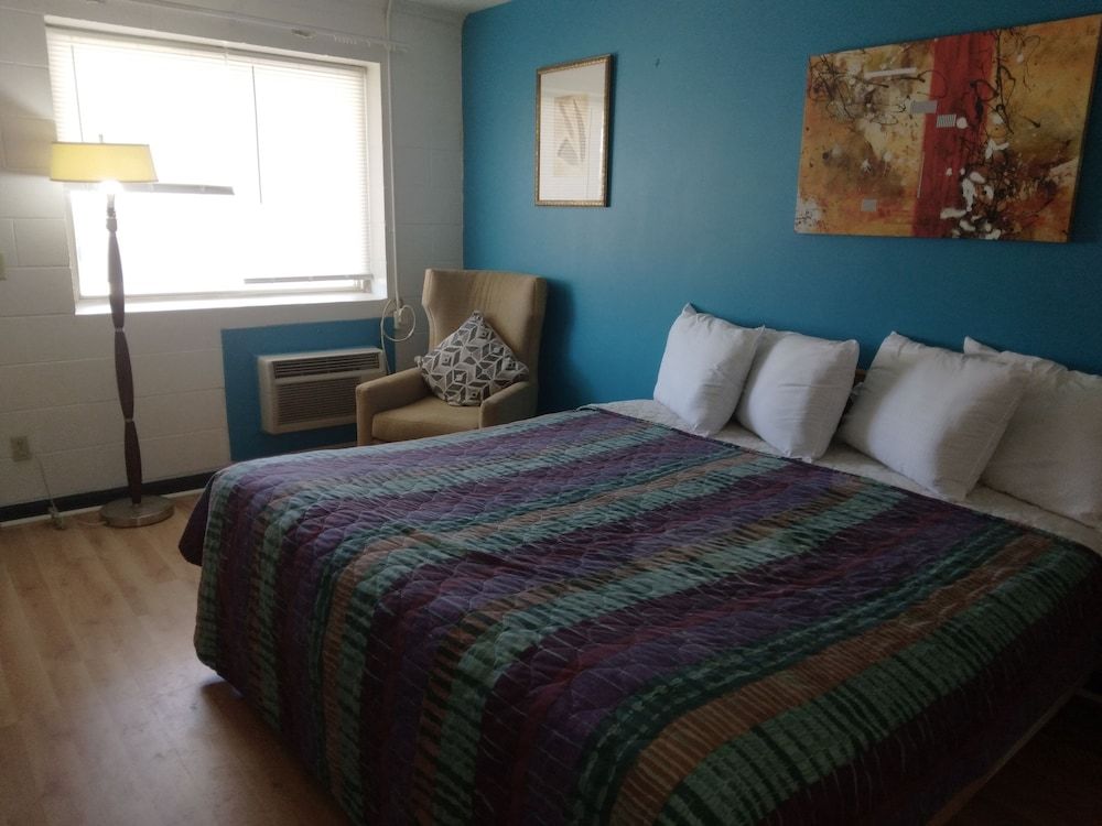 Capri Motel Single Room 5