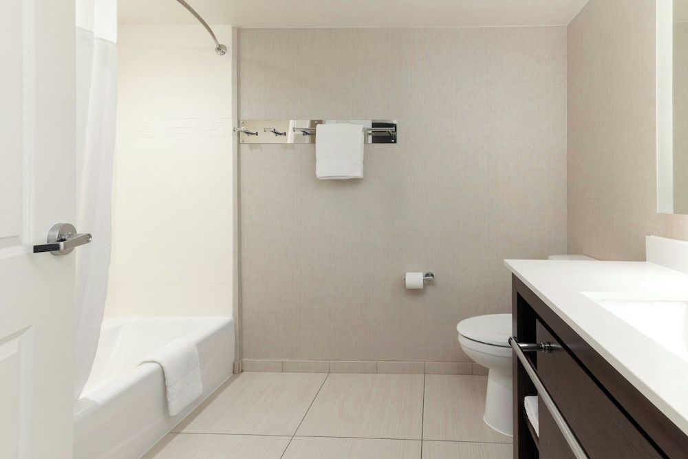 Residence Inn by Marriott Denver Central Park Suite, 1 Bedroom, Non Smoking (Hearing Accessible) 3