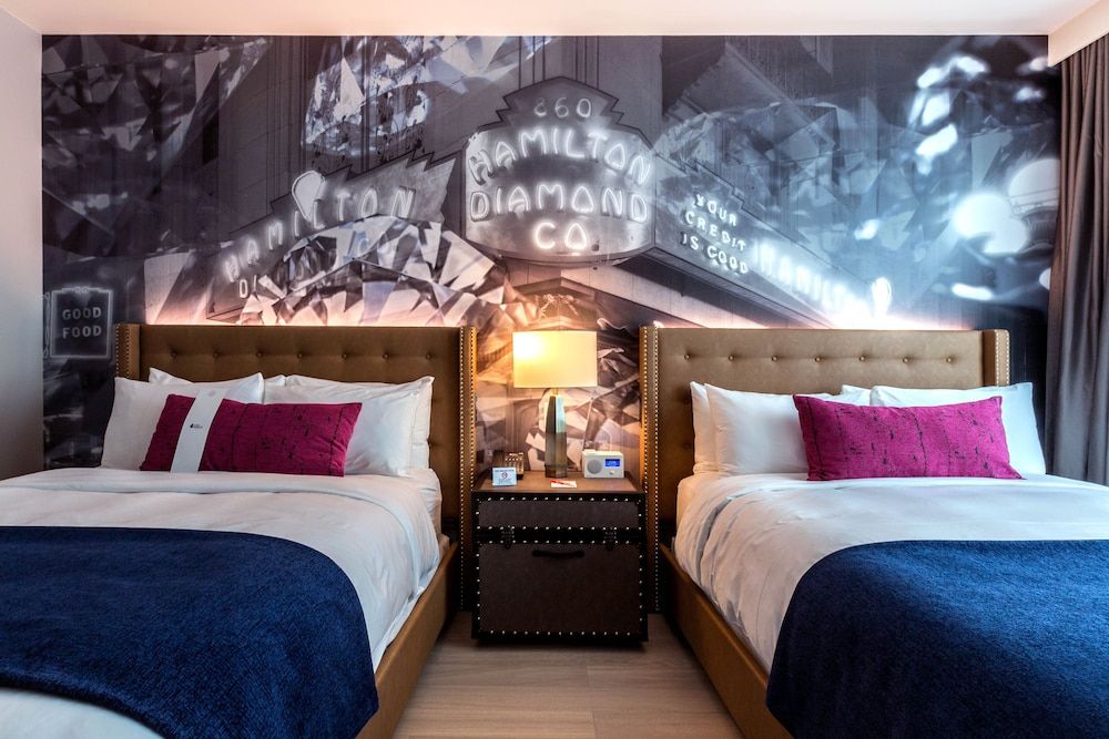 Hotel Indigo Los Angeles Downtown by IHG Standard Room, 2 Queen Beds 2