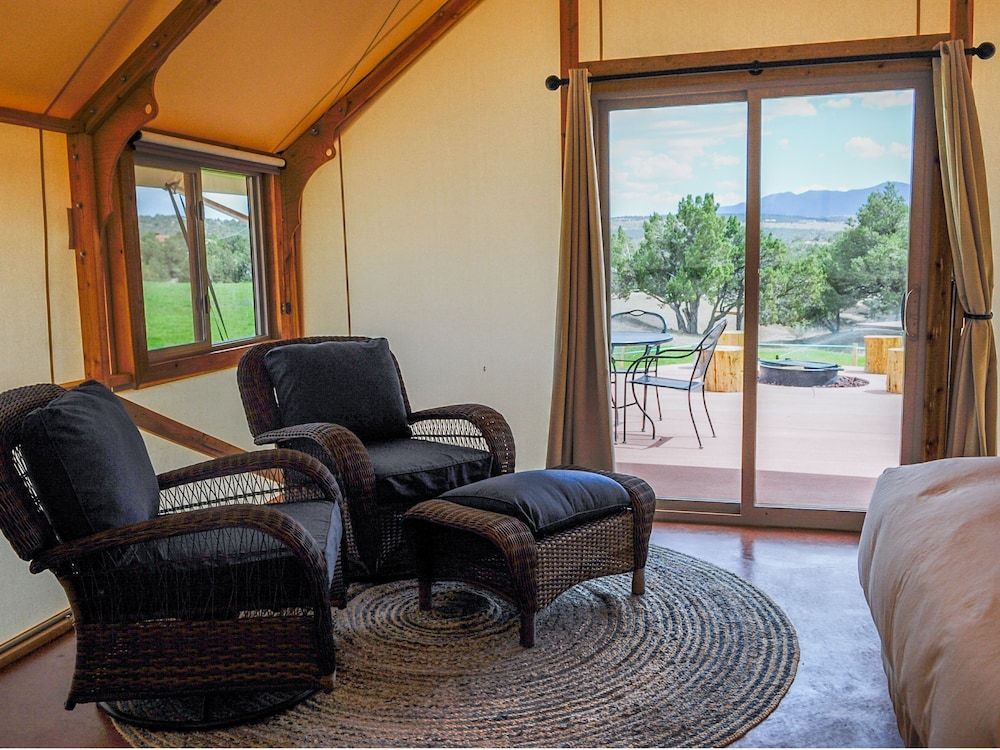 Royal Gorge Cabins Comfort Tent, 2 Queen Beds, Shared Bathroom, Mountain View 4