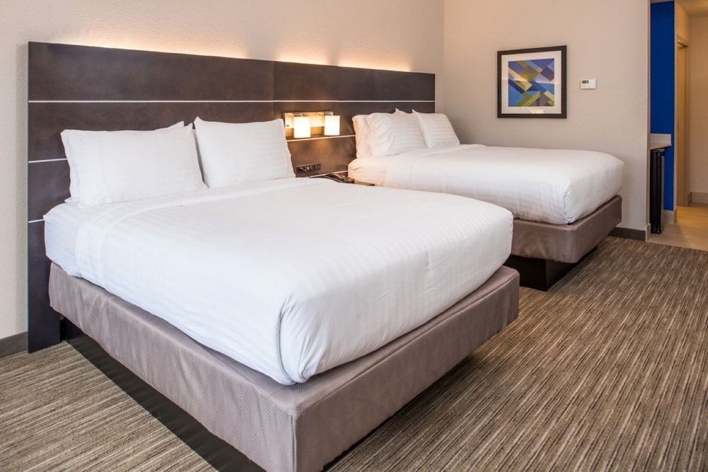 Standard Room, 2 Queen Beds