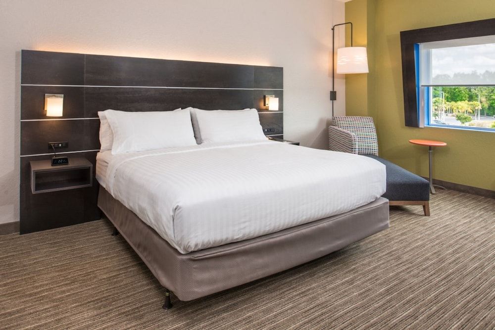 Suite, 1 King Bed