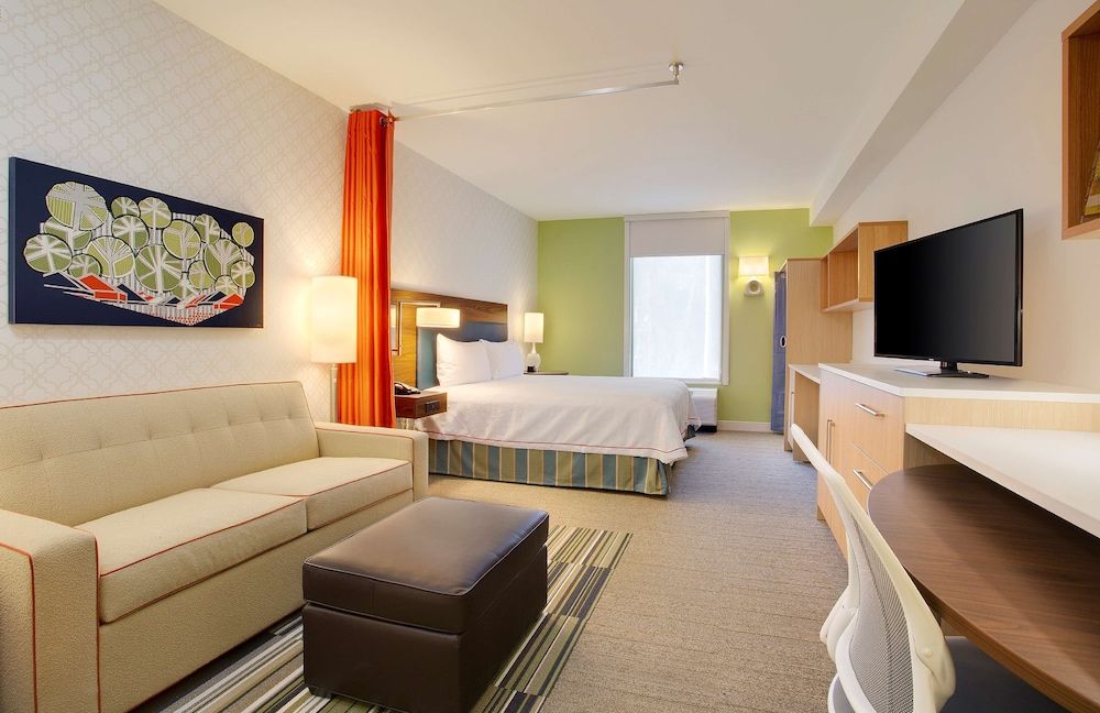 Studio Suite, 1 King Bed, Non Smoking