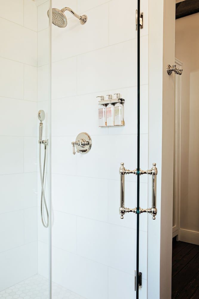 86 Cannon Charleston - Adults Only Signature Suite, 1 King Bed (Garden Suite) 5