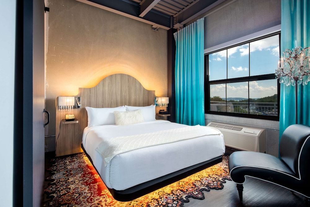 Room, 1 King Bed