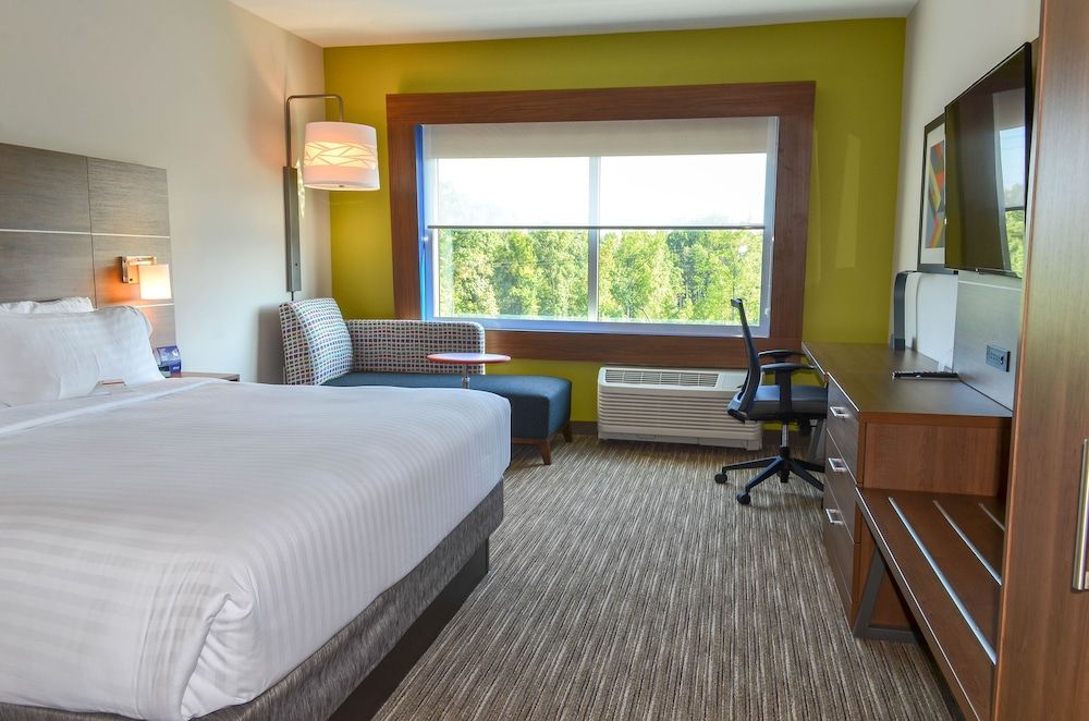 Suite, 1 King Bed (Additional Living Area)