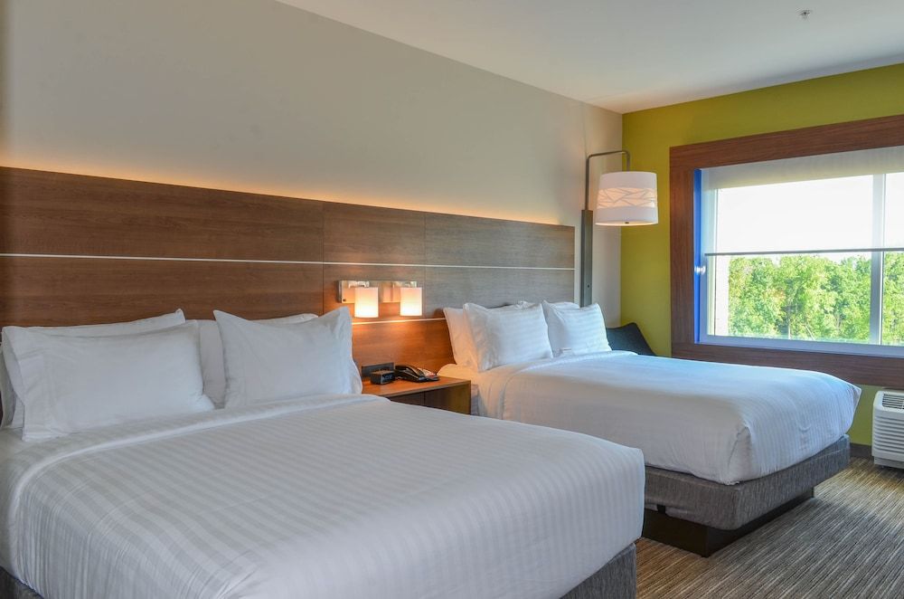 Standard Room, 2 Queen Beds, Accessible (Mobil Tub)