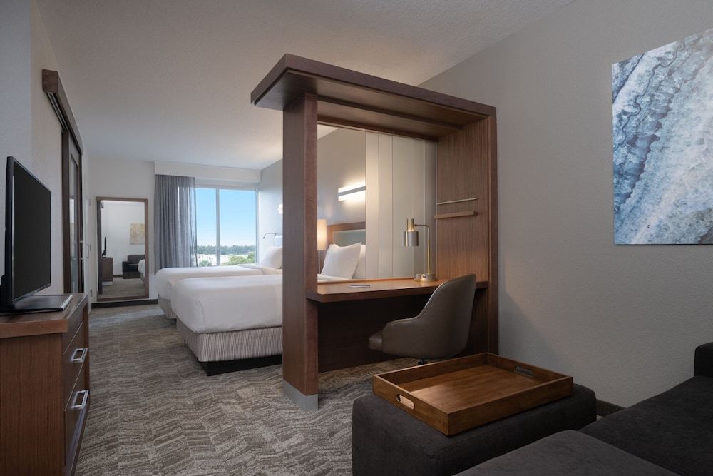 SpringHill Suites Orlando at FLAMINGO CROSSINGS® Town Center/Western Entrance