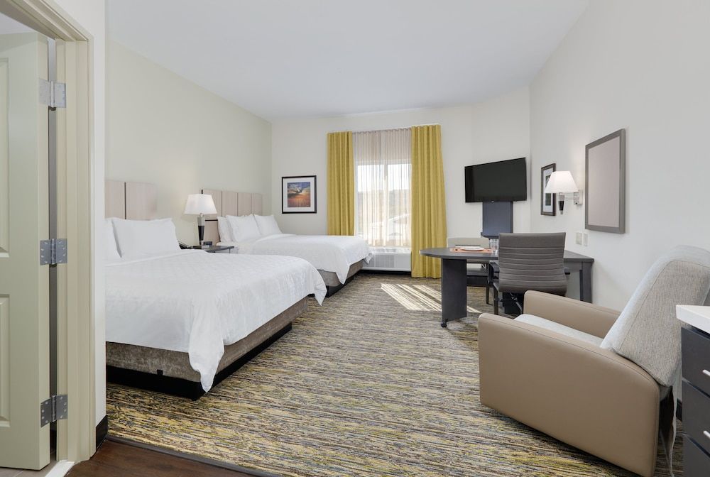 Studio Suite, 2 Queen Beds, Accessible (Communications)