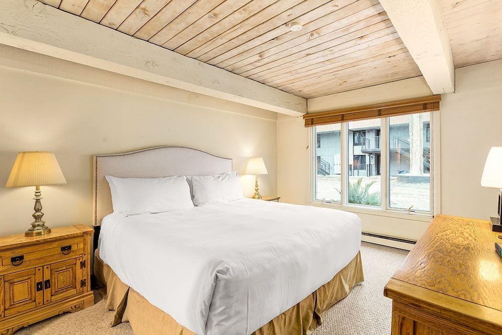 Standard Condo, 2 Bedrooms, Patio (CRF 37)