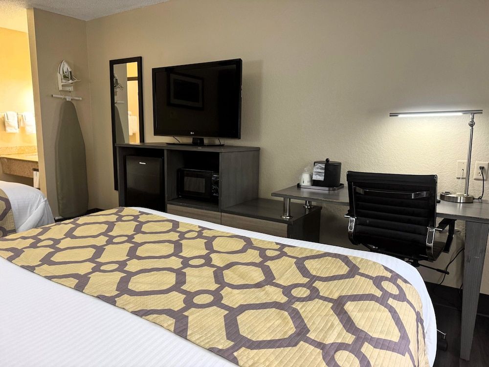 Room, 2 Queen Beds, Non Smoking (Pet Friendly)