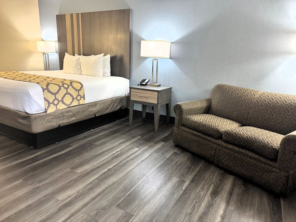 Room, 1 King Bed, Non Smoking