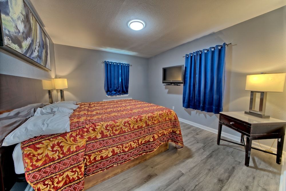 Condo, 1 Bedroom, Pool View