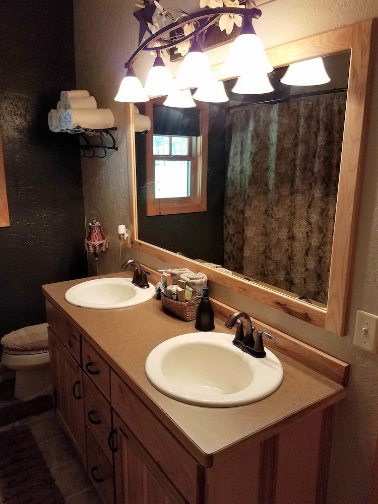 Comfort Single Room, 1 Queen Bed, Private Bathroom, River View