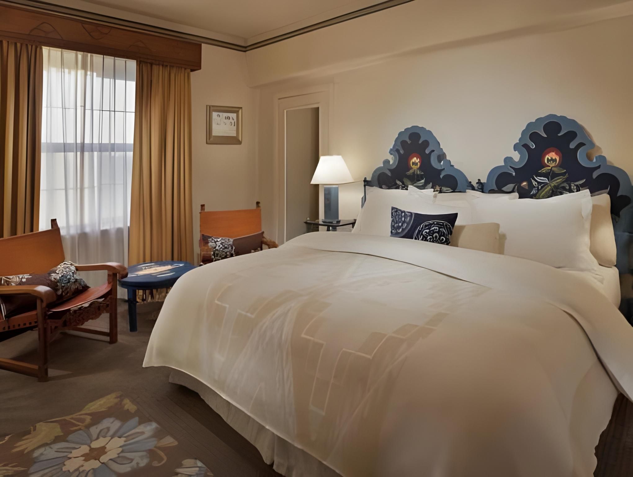 Traditional King Room