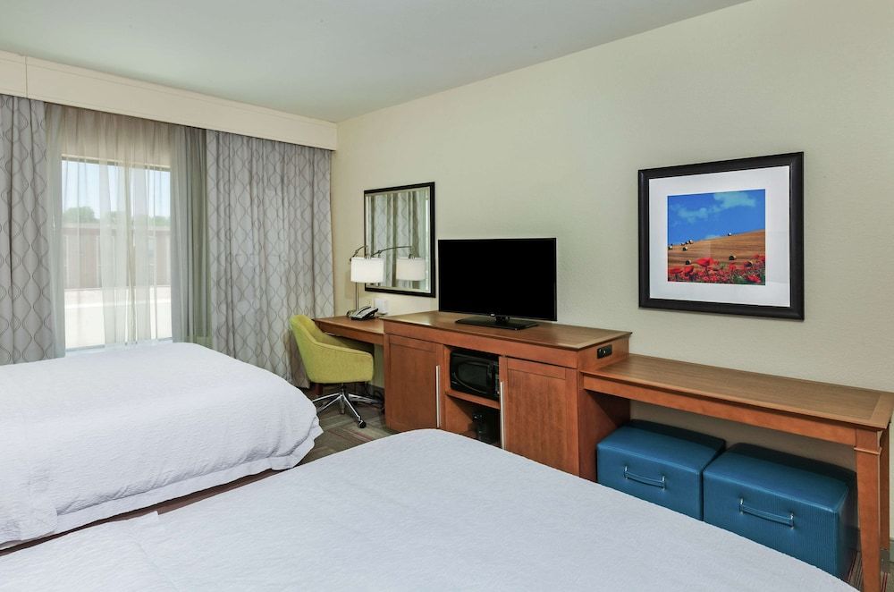 Hampton Inn & Suites Claremore