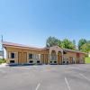 Econo Lodge Inn & Suites near Chickamauga Battlefield