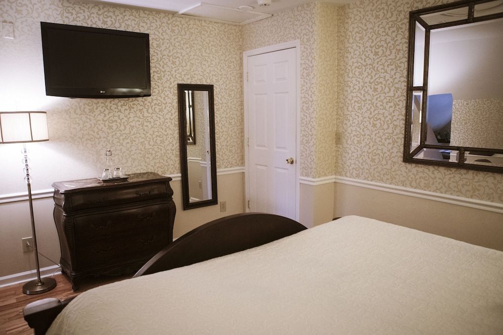 Suite, Private Bathroom (Kathleen Suite)