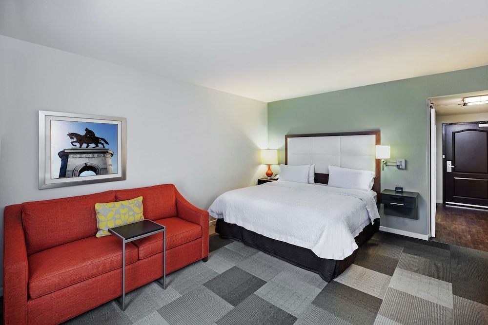 Room, 1 King Bed with Sofa bed, Non Smoking