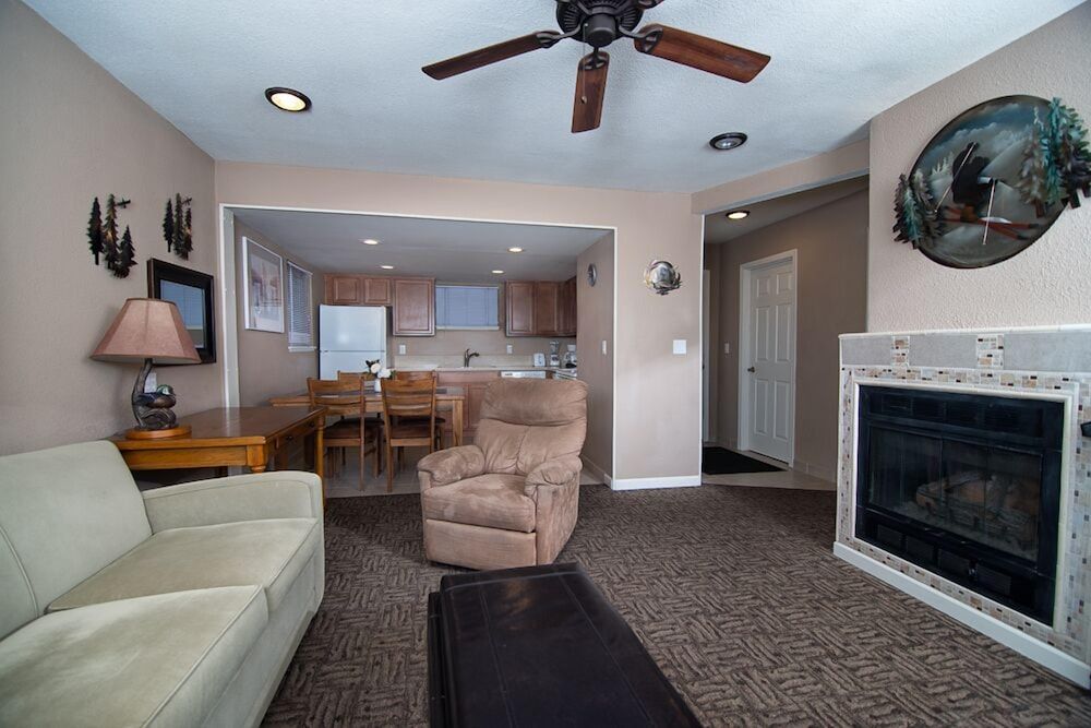 Apartment, 1 Bedroom, Pool View