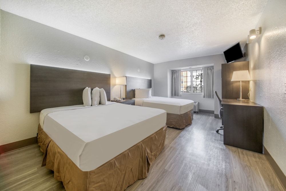 undefined Baymont by Wyndham Orlando/International Dr/Universal Blvd 9